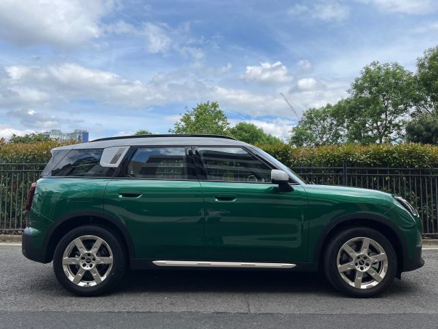 MINI Countryman C Exclusive  - BRAND NEW!