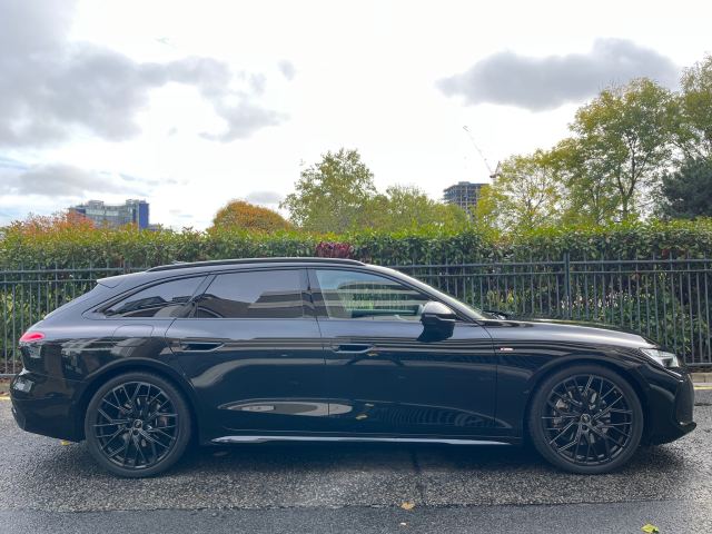 2025 (25) Audi A6 Avant 2.0 TDI Launch Edition Estate 5dr Diesel S Tronic quattro Euro 6 (s/s) (204 ps)